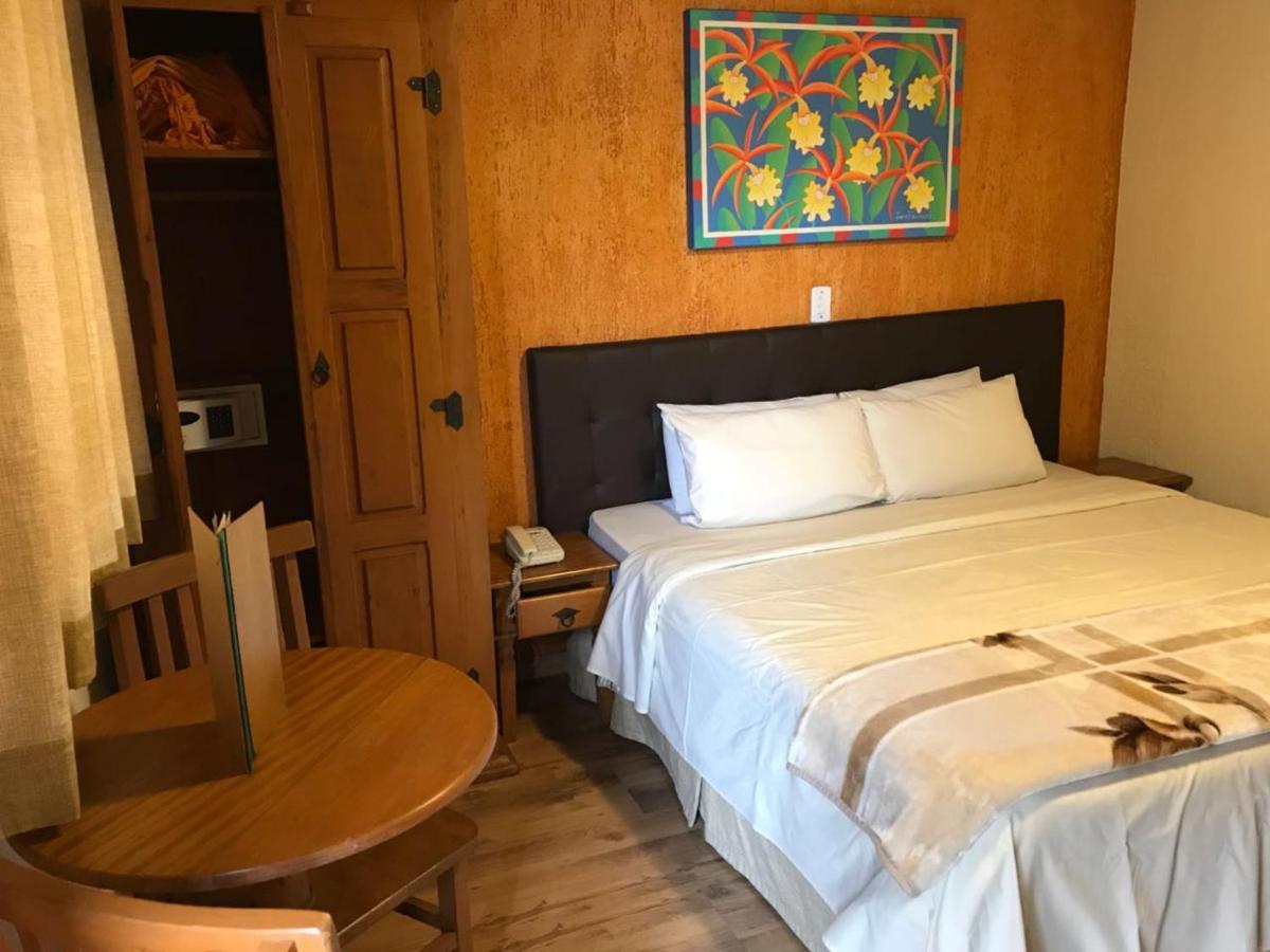 Hotel Monte Carlo Campos do Jordao Ngoại thất bức ảnh